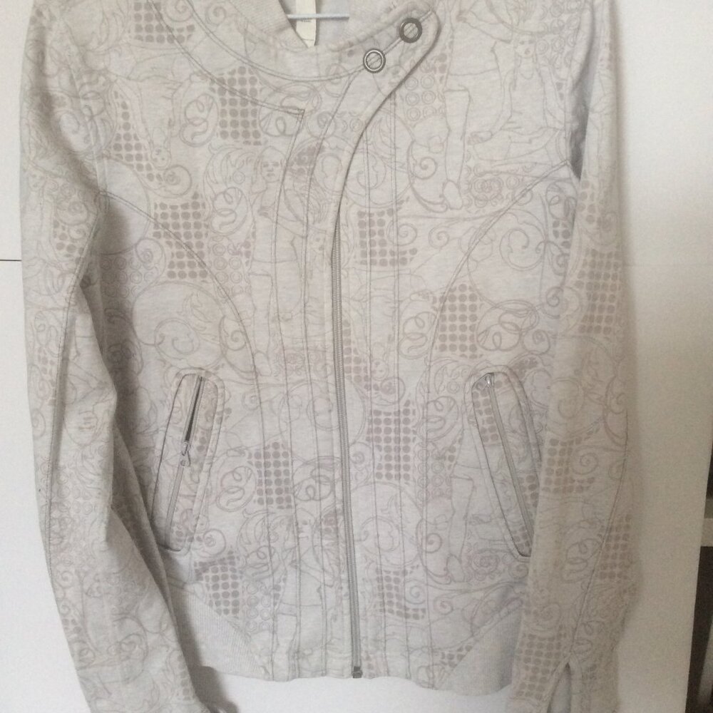 Rare Lululemon Vine  Print Jacket – Women’s Size 8